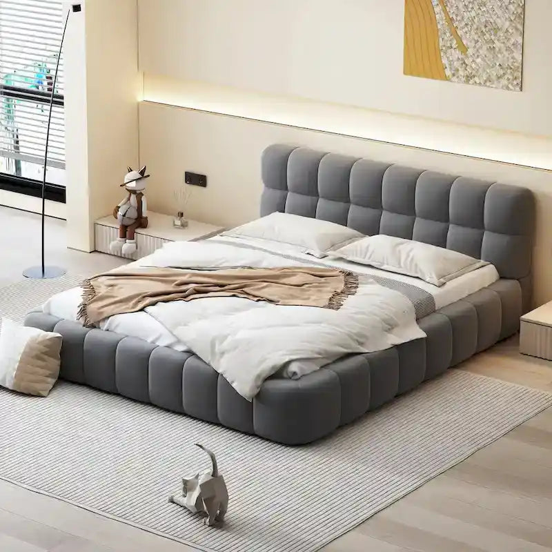 Letto matrimoniale imbottito a piattaforma grigio/beige, in tessuto di lino, per 1